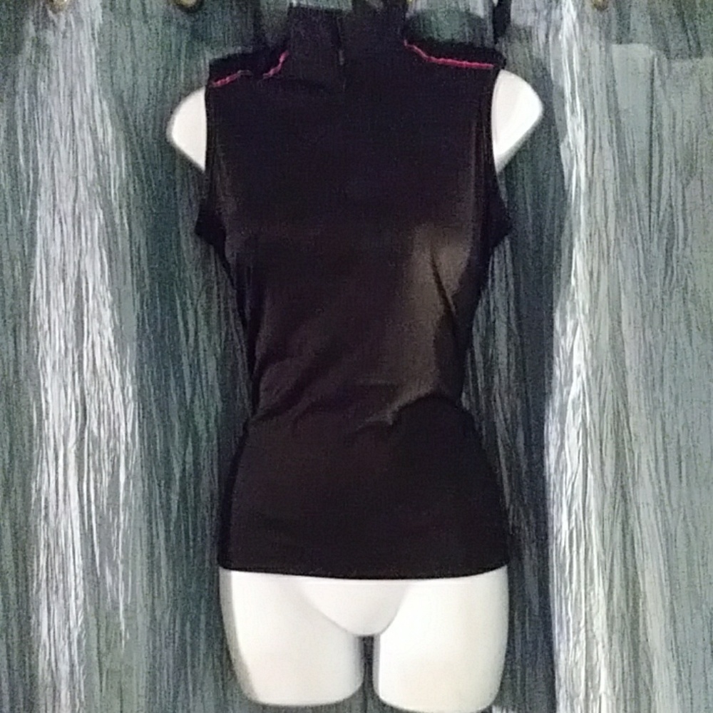 Gymshark Black pink sport shirt